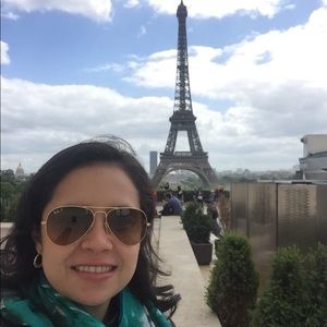 Meet your Posher, Sandy